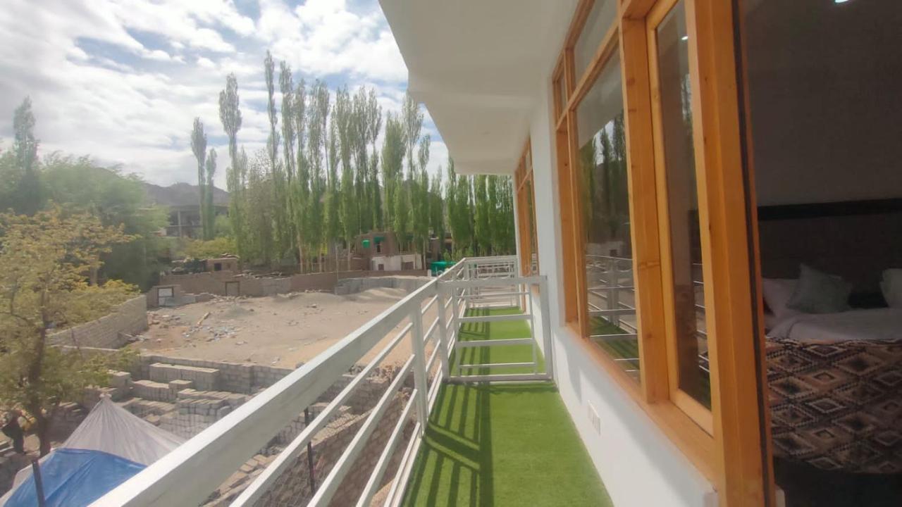 Lha-Zes Hotel Leh Exterior photo